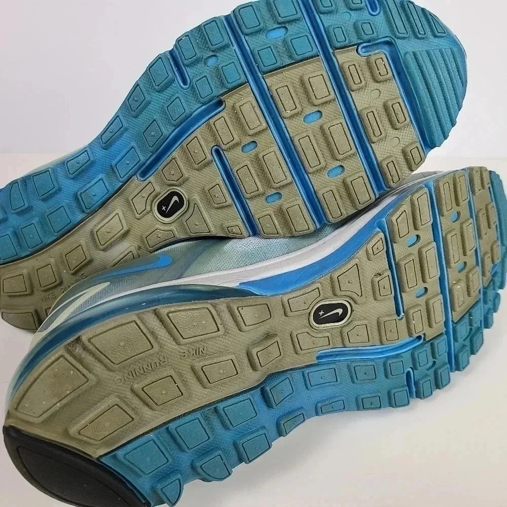 NIKE Excellerate running shoe
